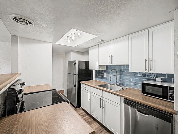 4th image of 3311 N 18th St APT 15