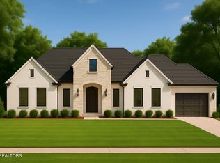 323 Noah Ln, Crossville, TN 38555