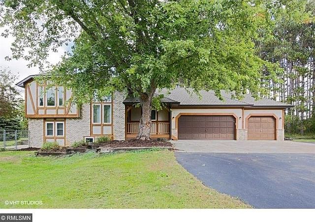 1st image of 5425 209th Ln NE