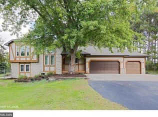 5425 209th Ln NE, Wyoming, MN 55092