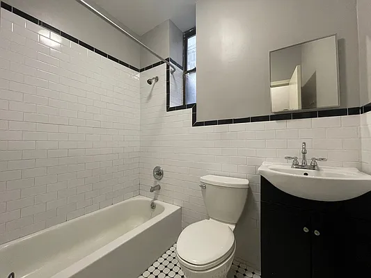 Rented by Corcoran | media 24