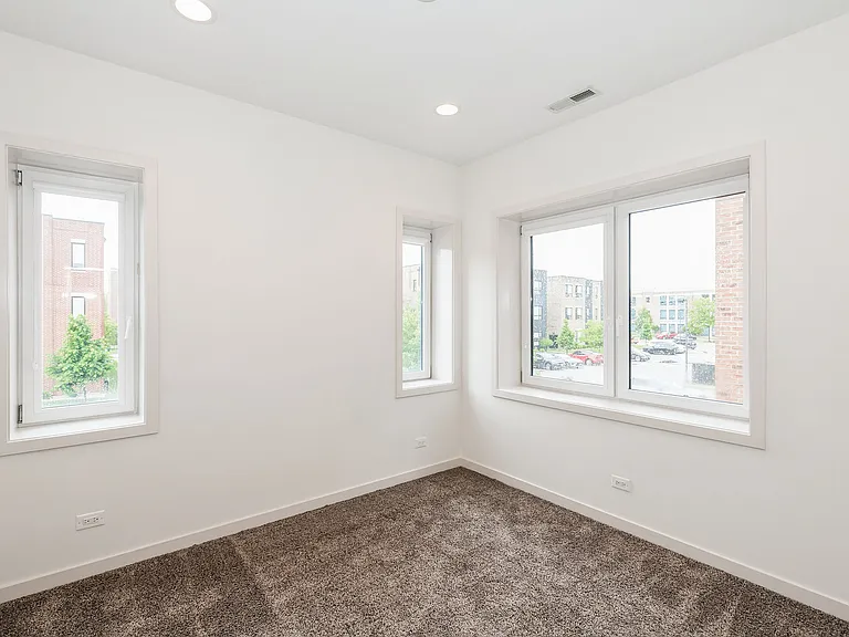 North Oak Lofts — Photo 46