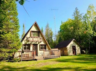 2126 Springbrook Rd N, Boyne Falls, MI 49713