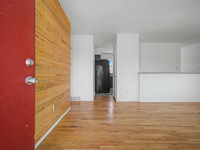 6675 W Arizona Ave — Photo 4