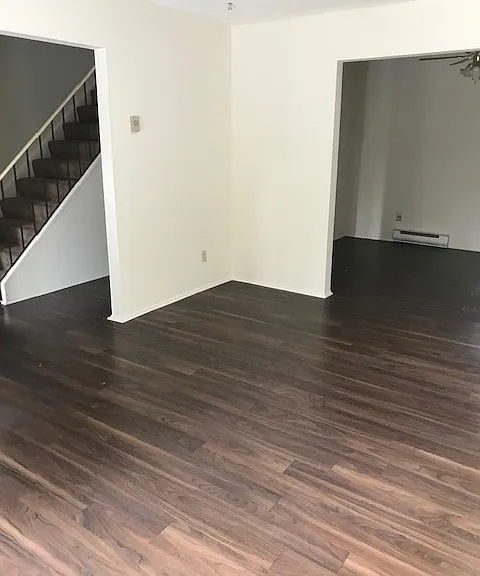 71 Baneberry Cres — Photo 5