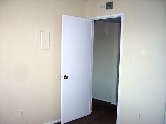 5th image of 3818 E Earll Dr APT 203