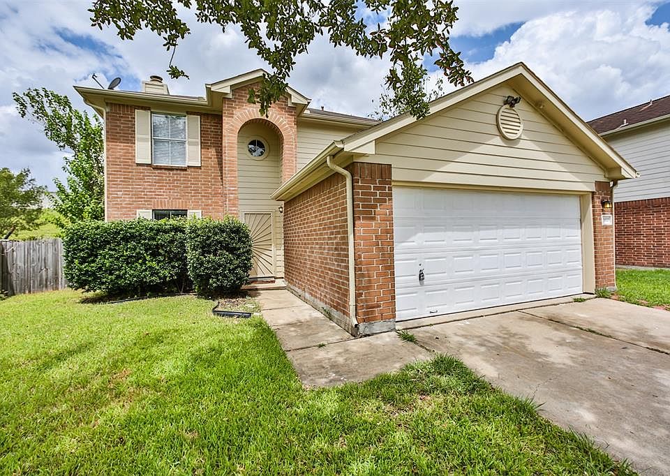 1st image of 15610 Appleridge Dr