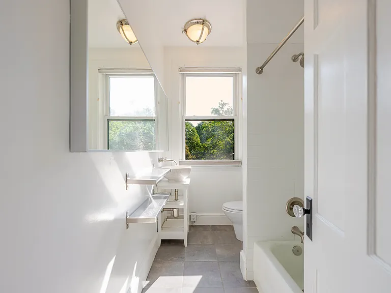 3100 Connecticut Ave NW #202 — Photo 9