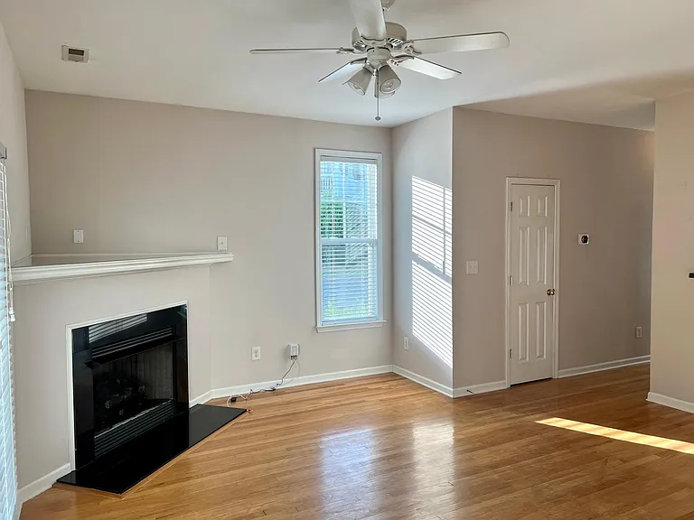 14906 Scothurst Ln — Photo 8