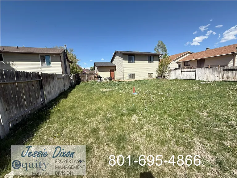 1063 W 2450 N — Photo 18