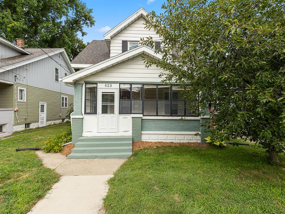 1st image of 623 Diamond Ave NE