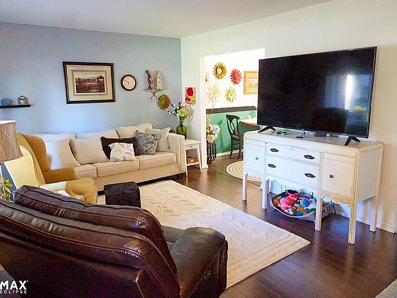 5th image of 8833 Cologne Dr