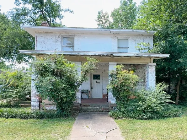 728 Pine Bluff St, Paris, TX 75460