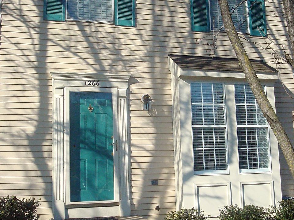 1st image of 1266 Seminole Dr