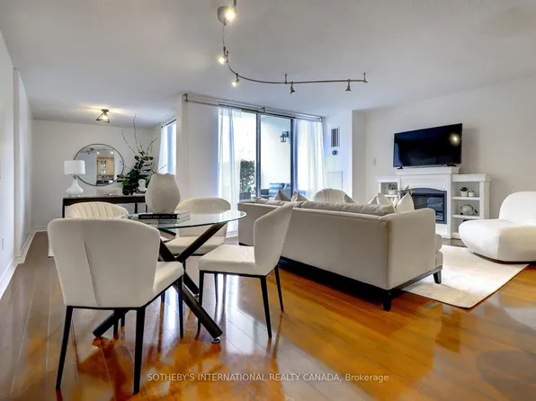 1515 Lakeshore Rd E #104, Mississauga, ON L5E 3E3