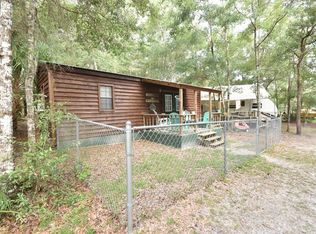 617 2nd Ave NE, Steinhatchee, FL 32359