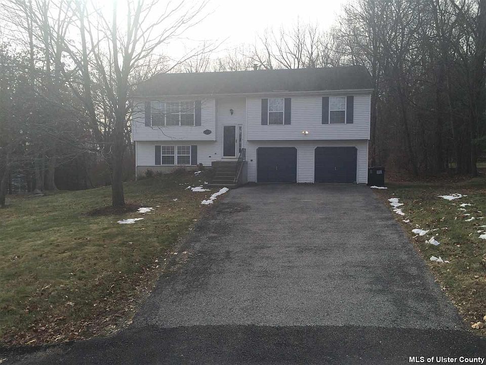 1st image of 128 Foxwood Dr S