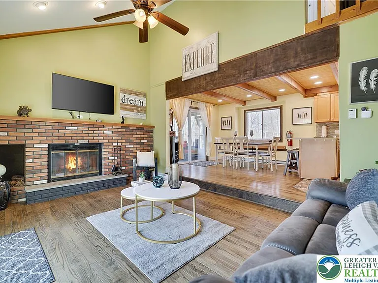 163 Cambridge Ct — Photo 18
