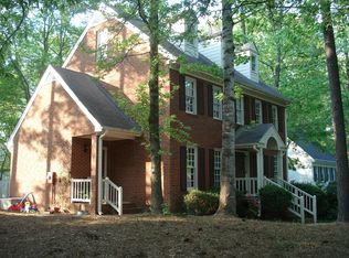 109 Braintree Ct, Cary, NC 27513