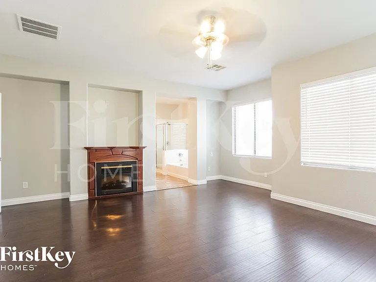 9100 Little Horse Ave — Photo 7
