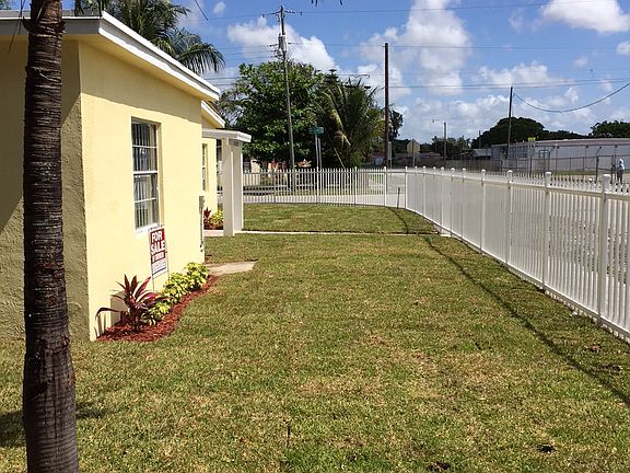 4th image of 10420 NW 23rd Ave