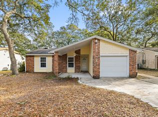 310 Goldenrod Ct, Niceville, FL 32578