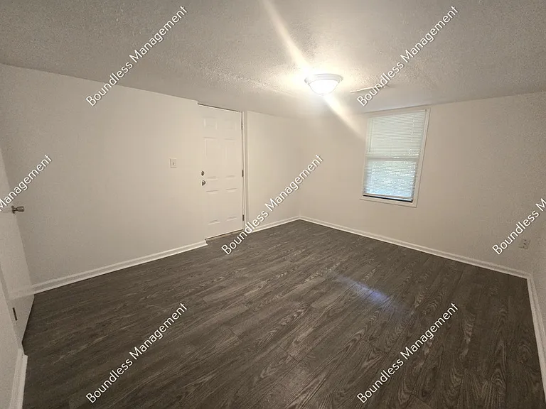 3172 Carmel Dr — Photo 14