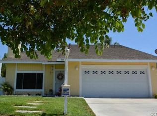 955 Lakeview Dr, Corona, CA 92878