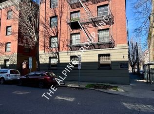 2109 NW Irving St UNIT 202, Portland, OR 97210