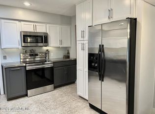 1726R Furman Rd, Jacksonville, FL 32217