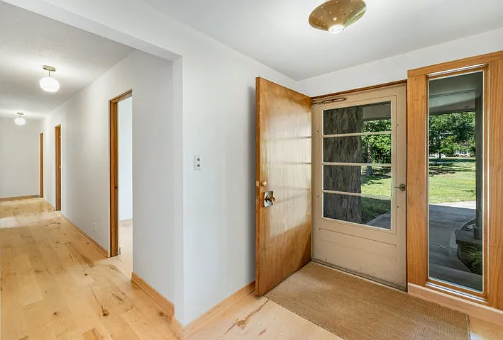 9200 N Tennyson Dr — Photo 17