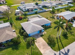 120 SE 39th St, Cape Coral, FL 33904