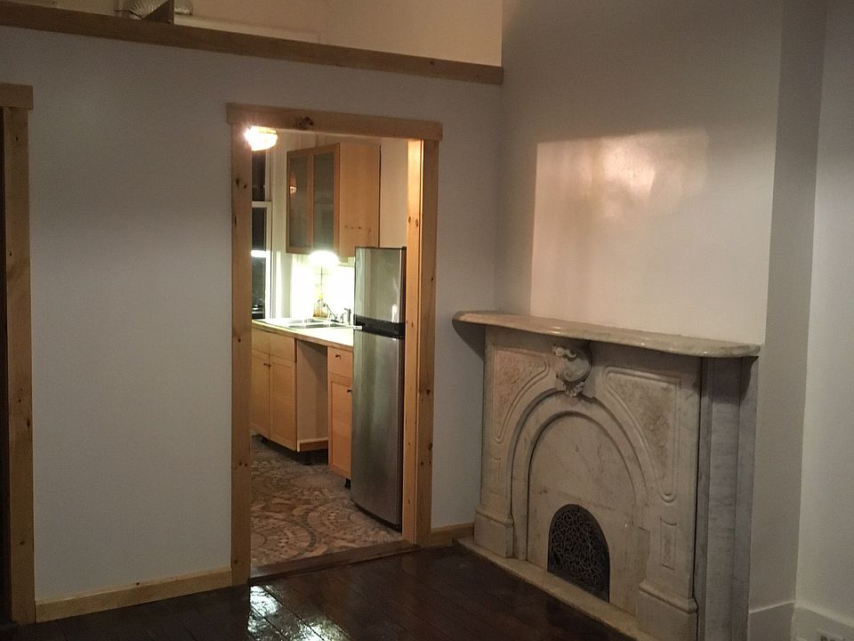 2nd image of 1222 Mount Vernon St