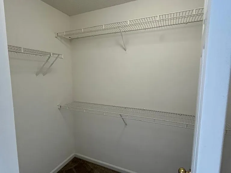 Wesley St. Claire Apartments at Lawrenceville — Photo 254