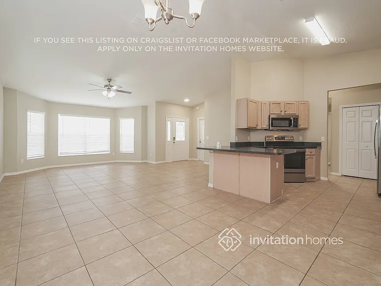 1325 Periwinkle Ct — Photo 4