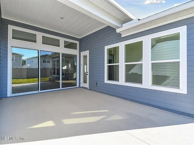 90 Victory Court St — Photo 13