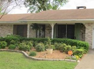 1704 Eastwood Rd, Longview, TX 75604