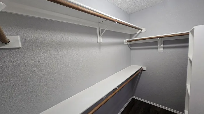 6909 Club Creek Dr — Photo 12