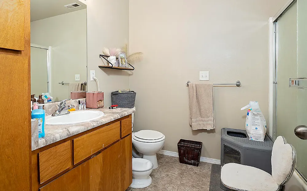 581, ID # 3167 Juniper Ridge Drive 2 - 2 — Photo 4