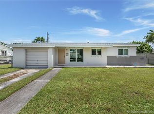 1831 SW 93rd Ct, Miami, FL 33165