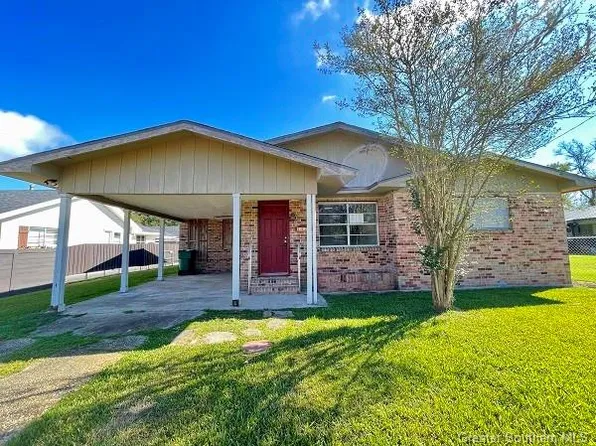 1409 Lyons St, Vinton, LA 70668