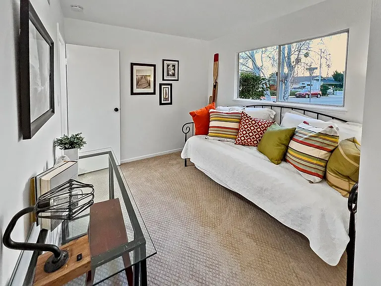 1455 Sterling Ave — Photo 12