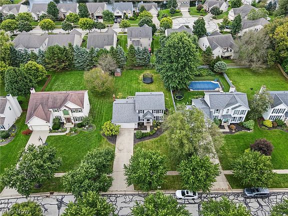 2nd image of 901 Admore Dr