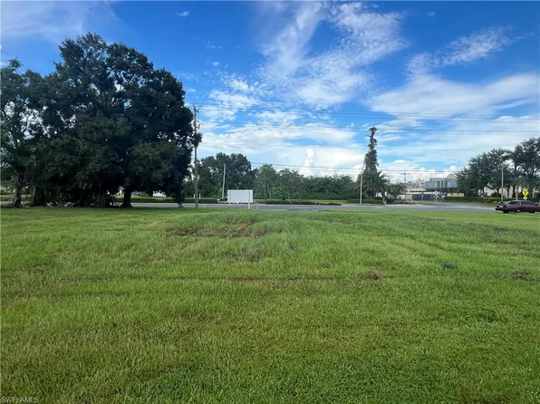  S 417-419 S 1st ST, IMMOKALEE, FL 34142