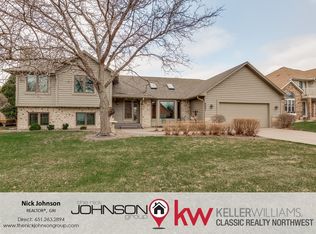 8807 Kilbirnie Ter N, Brooklyn Park, MN 55443