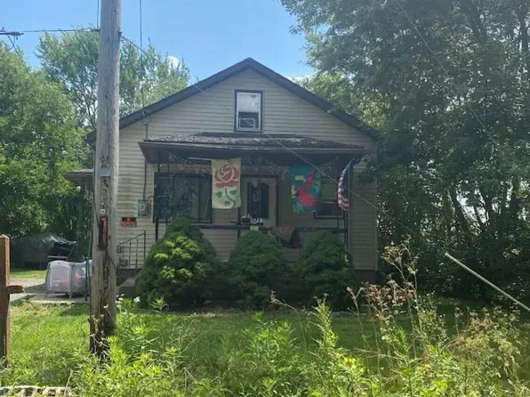 604 Daytona Dr, Lima, OH 45801