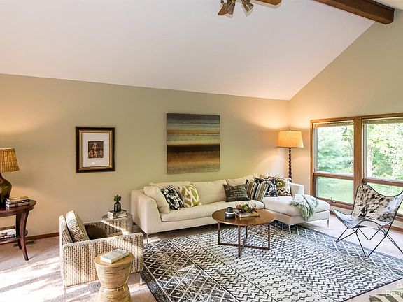 5th image of 1025 Scio Hills Ct