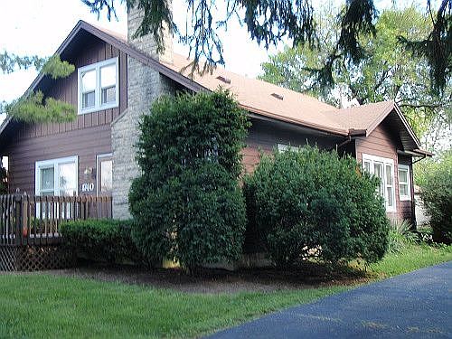 2nd image of 1740 Aero Ave