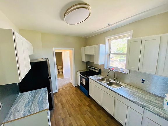 2nd image of 6919 La Boiteaux Ave