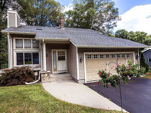 2nd image of 9 Almond Dr
